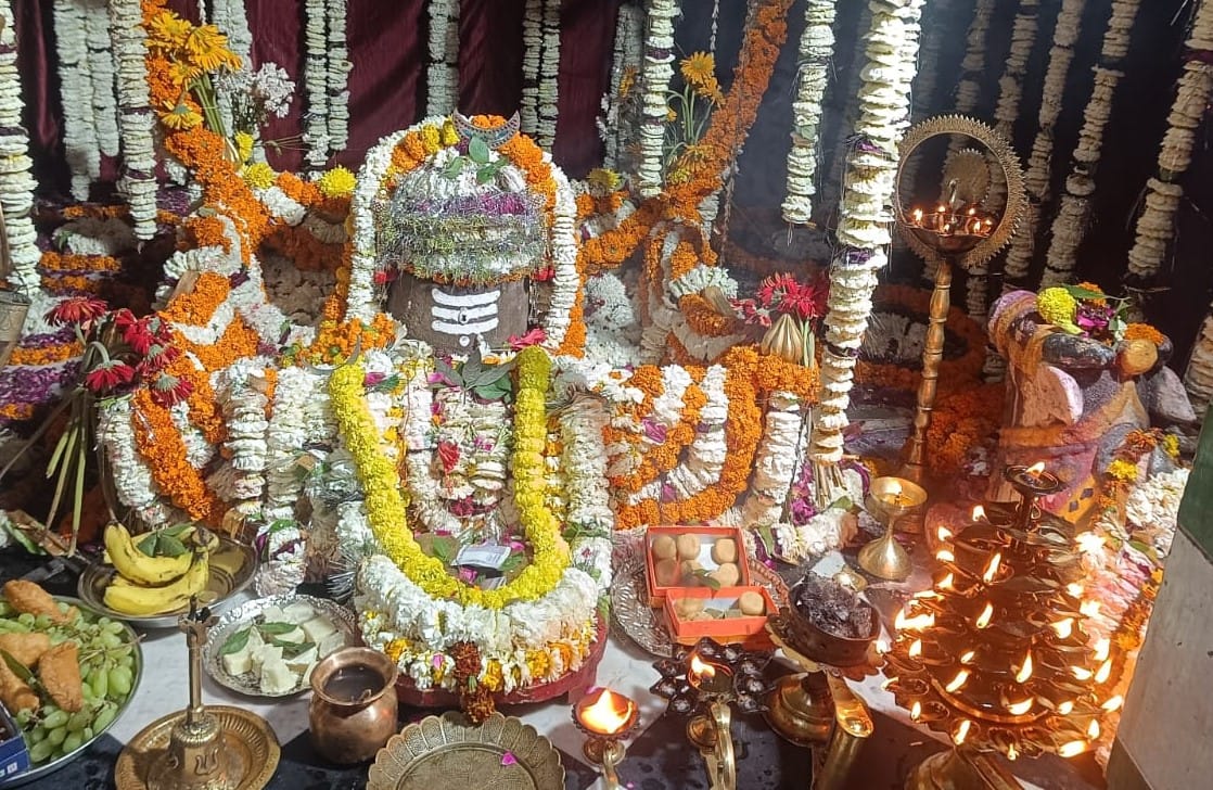 The adornment of Lord Shiva with vermilion