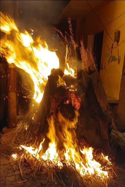 Holika burnt, Holi will be celebrated with the festival of colours.