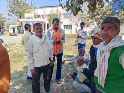 Bike rider's nephew dies in collision with vehicle, uncle injured