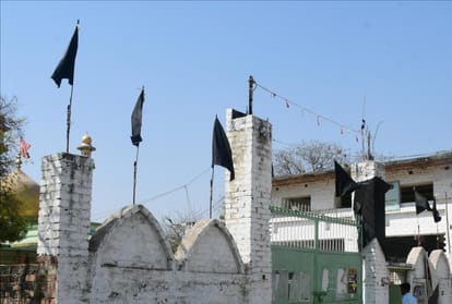 Black flags were hoisted on houses after Khamenei's death, and there was outrage in the congregations