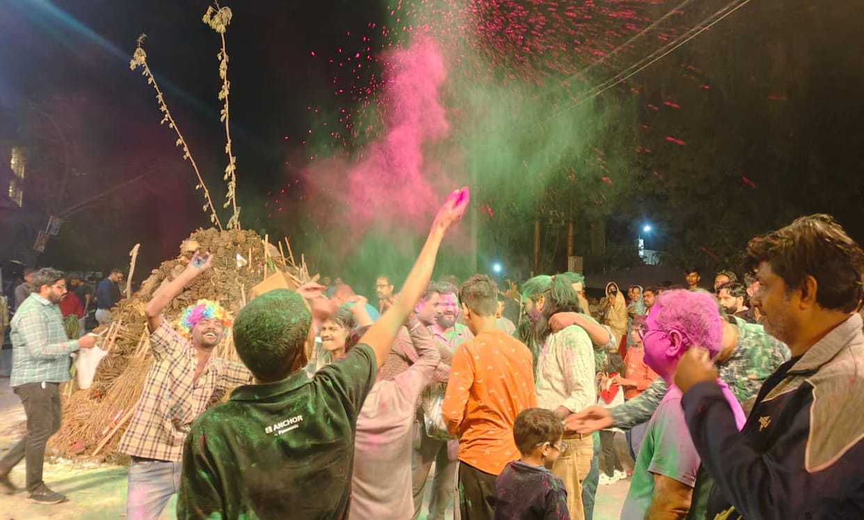 It's Holi... the city is immersed in the joy of the festival of colours