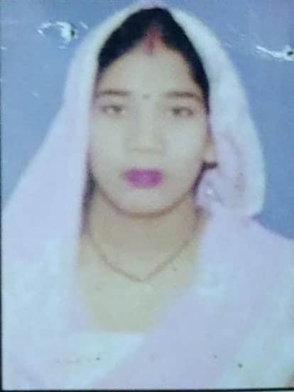 Bike collides with SUV, couple dies