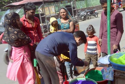 Dussehra is today... Children and youth loved the Bahubali water guns and hair caps.