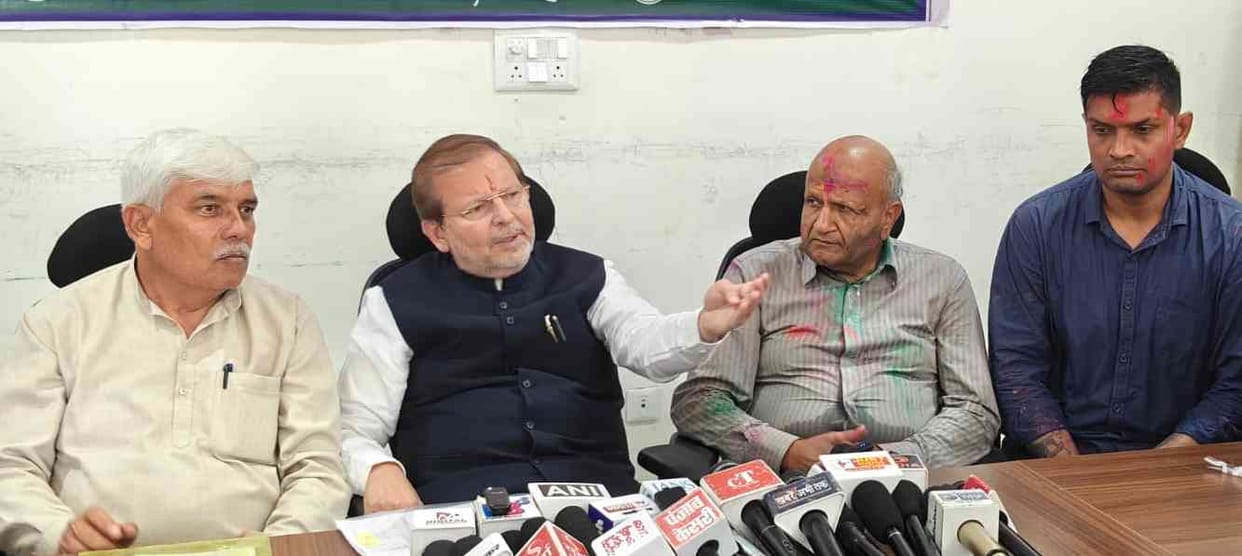 Will put the problem of medicines and staff salaries in PGI before the CM: Dr. Arvind Sharma