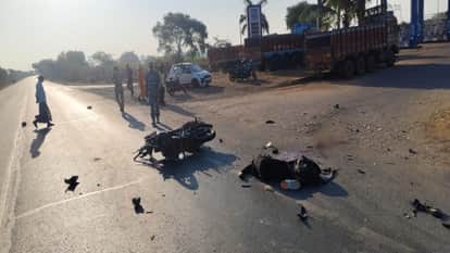 speeding pickup truck hit brother-sister returning to village after celebrating Holi in kabirdham