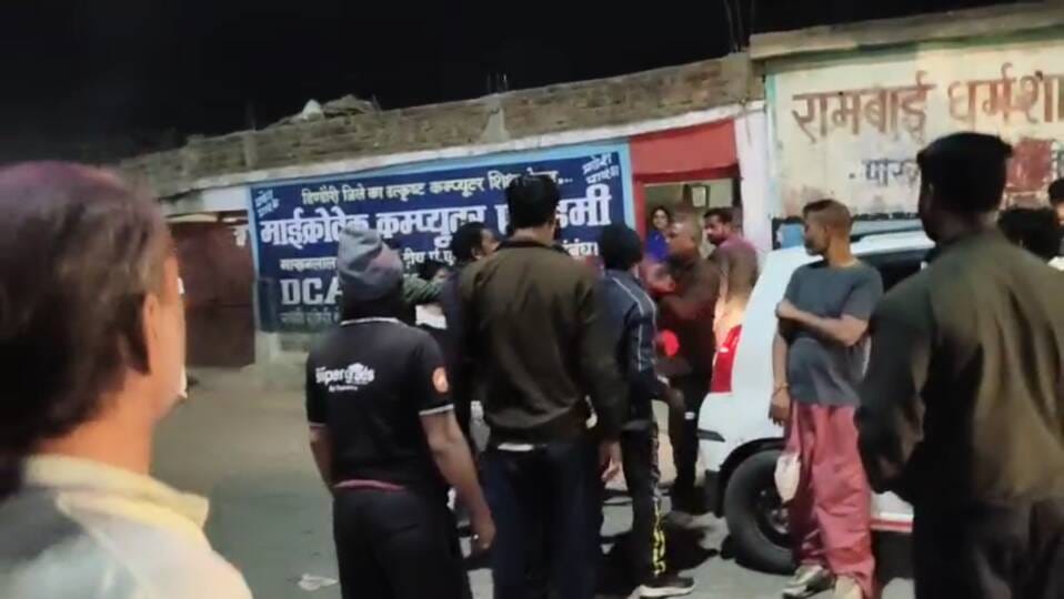 रामबाई धर्मशाला के सामने बवाल