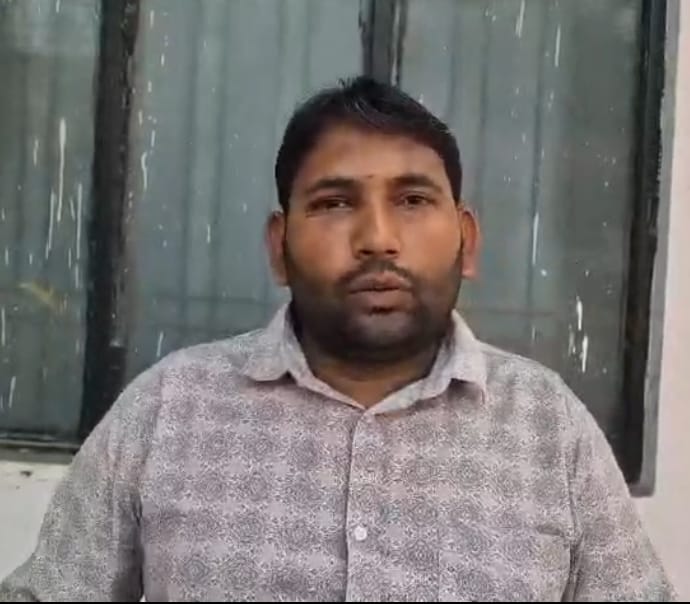 Businessman kidnapped, extorted Rs 2 lakh by threatening him in the name of STF