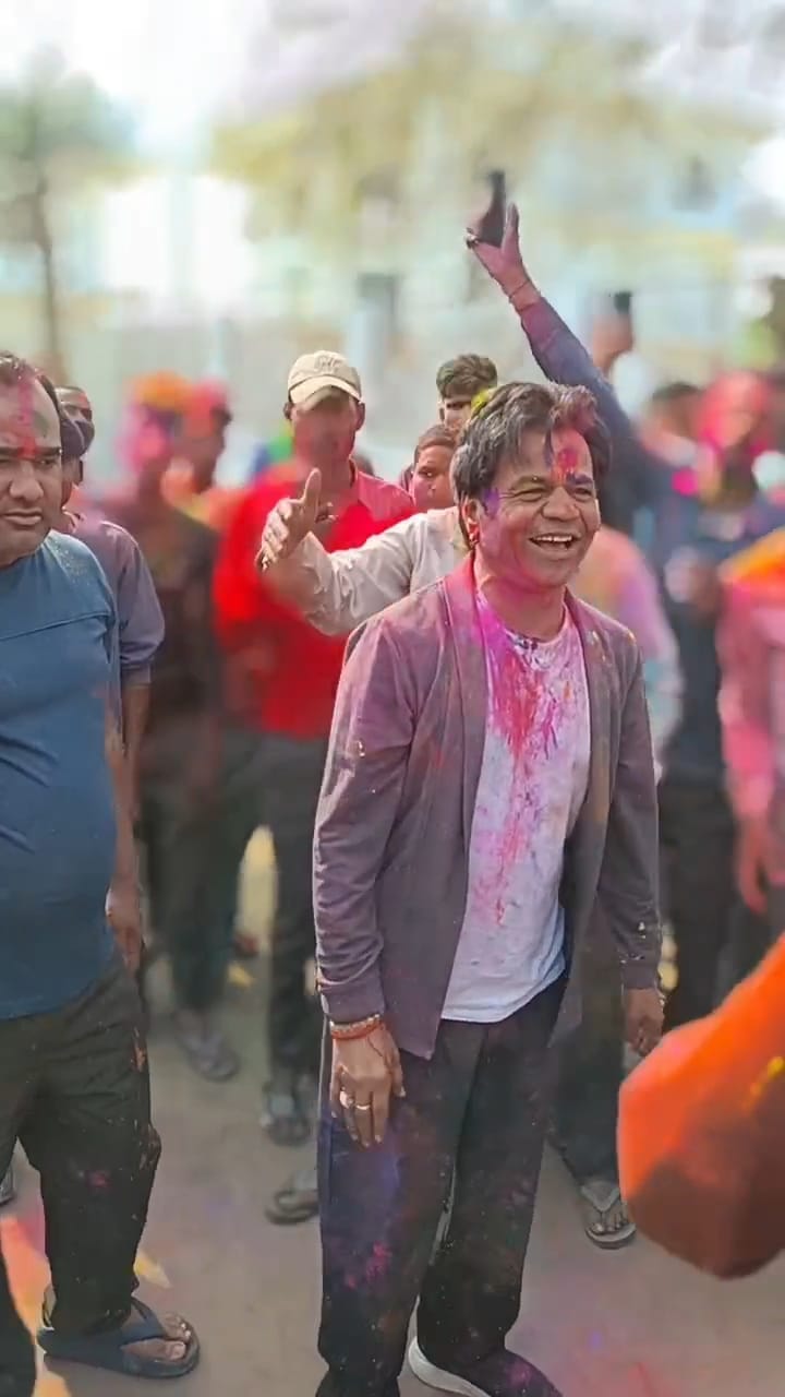 Film actor casts letters in Holika, dances with villagers