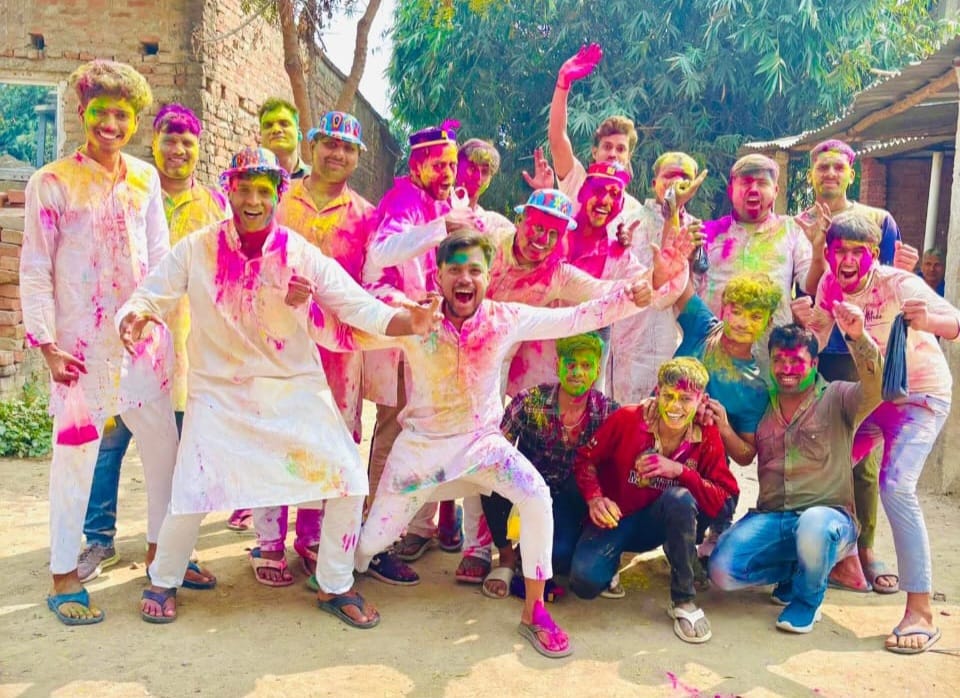 A group of young people danced to the tunes of DJ