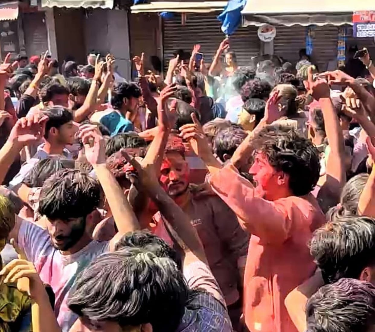 The youth danced to the tunes of the DJ.