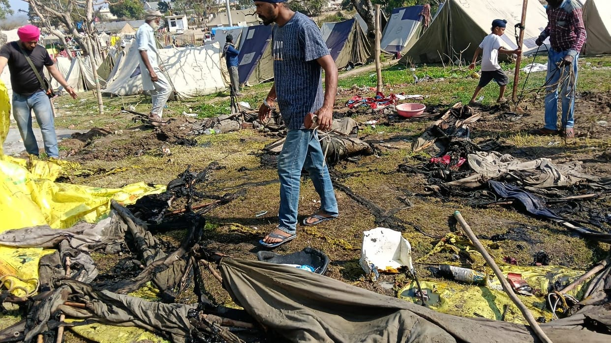 A fire broke out in a tent at the Holi fair, causing a loss of Rs 12,000.