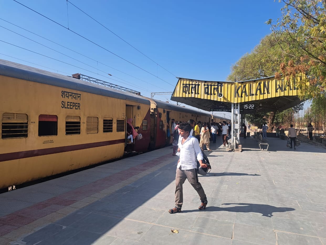train problem from kalanwali to sirsa