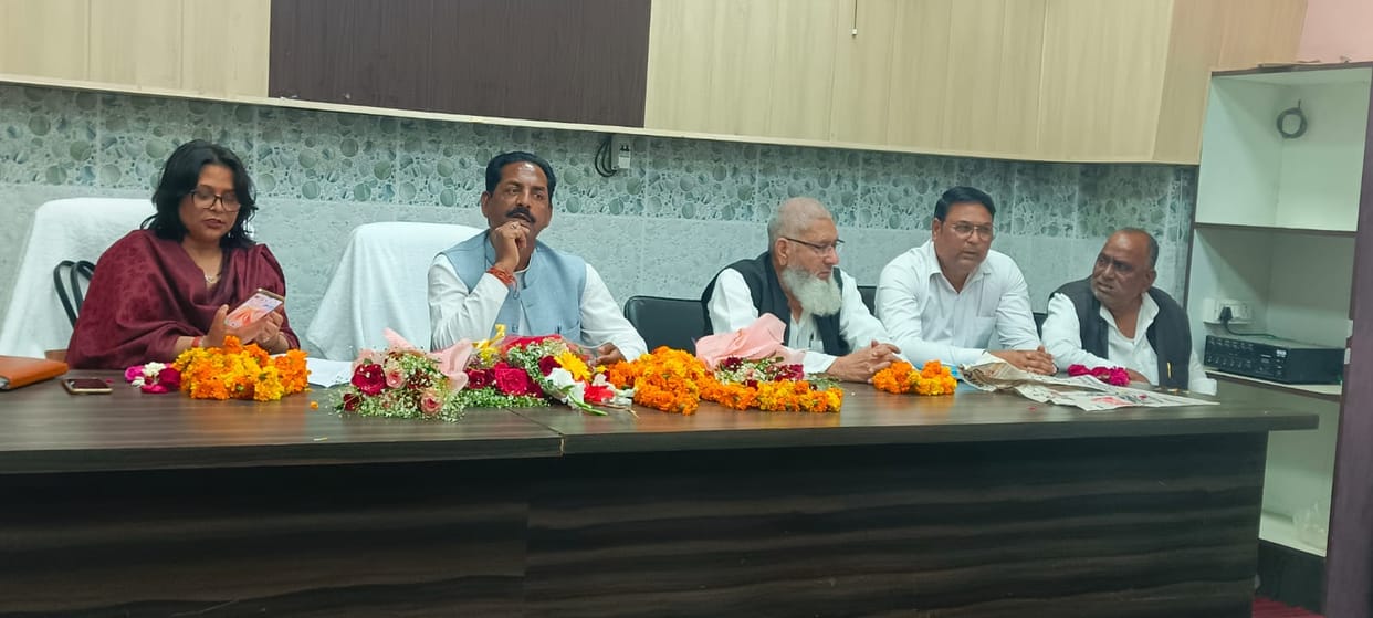 Discussion on SC ST employee problems and class-specific schemes