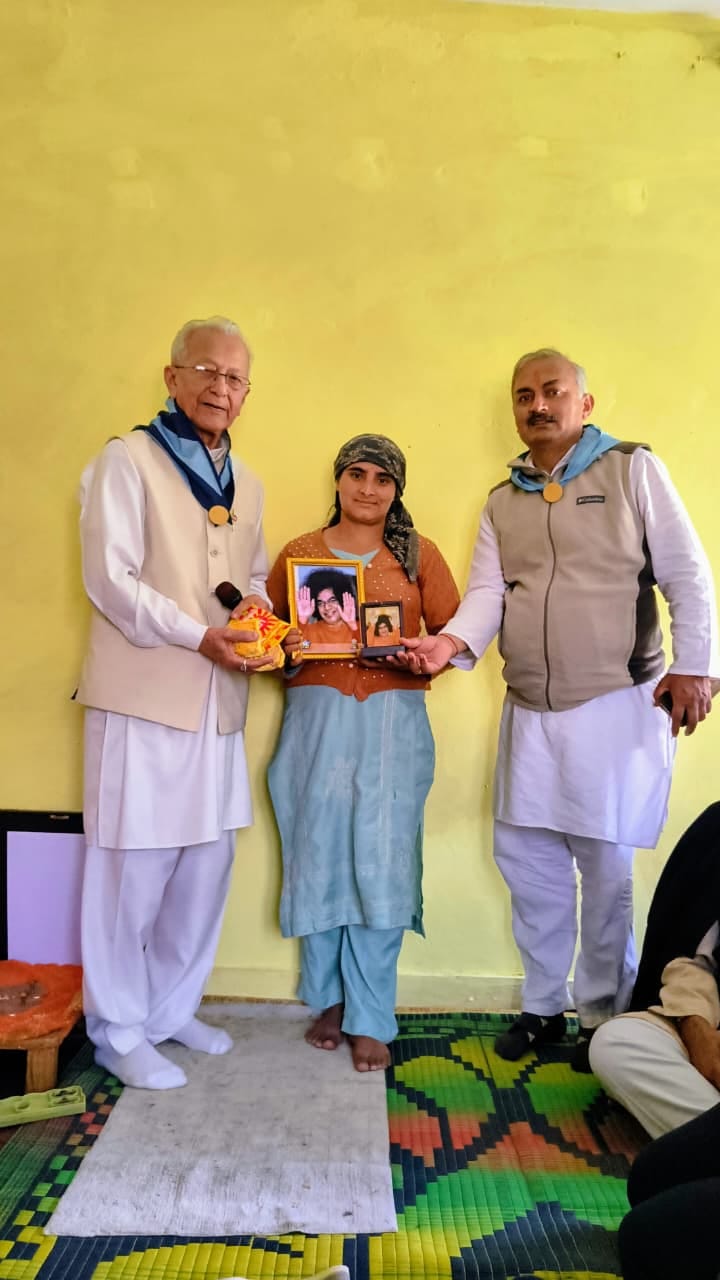 O Baba, Sai Baba bhajans captivated the atmosphere