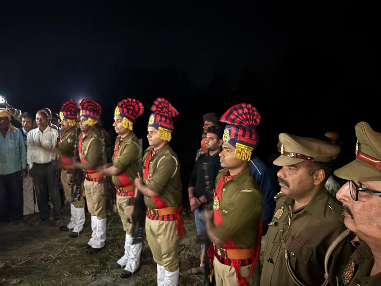 The constable was given a final farewell with a guard of honour