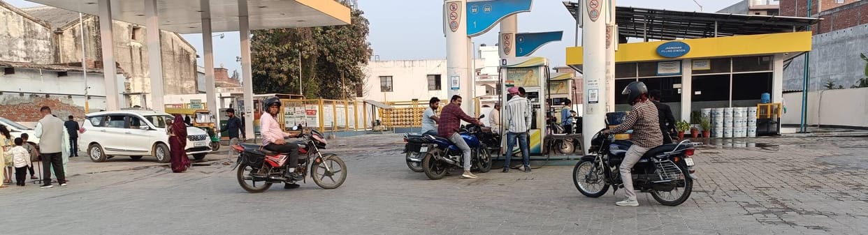 No shortage of petrol and diesel, sale in drums banned