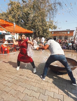 Kordamar Holi's Phag festival concluded, 110 pairs of brother-in-law and sister-in-law honored
