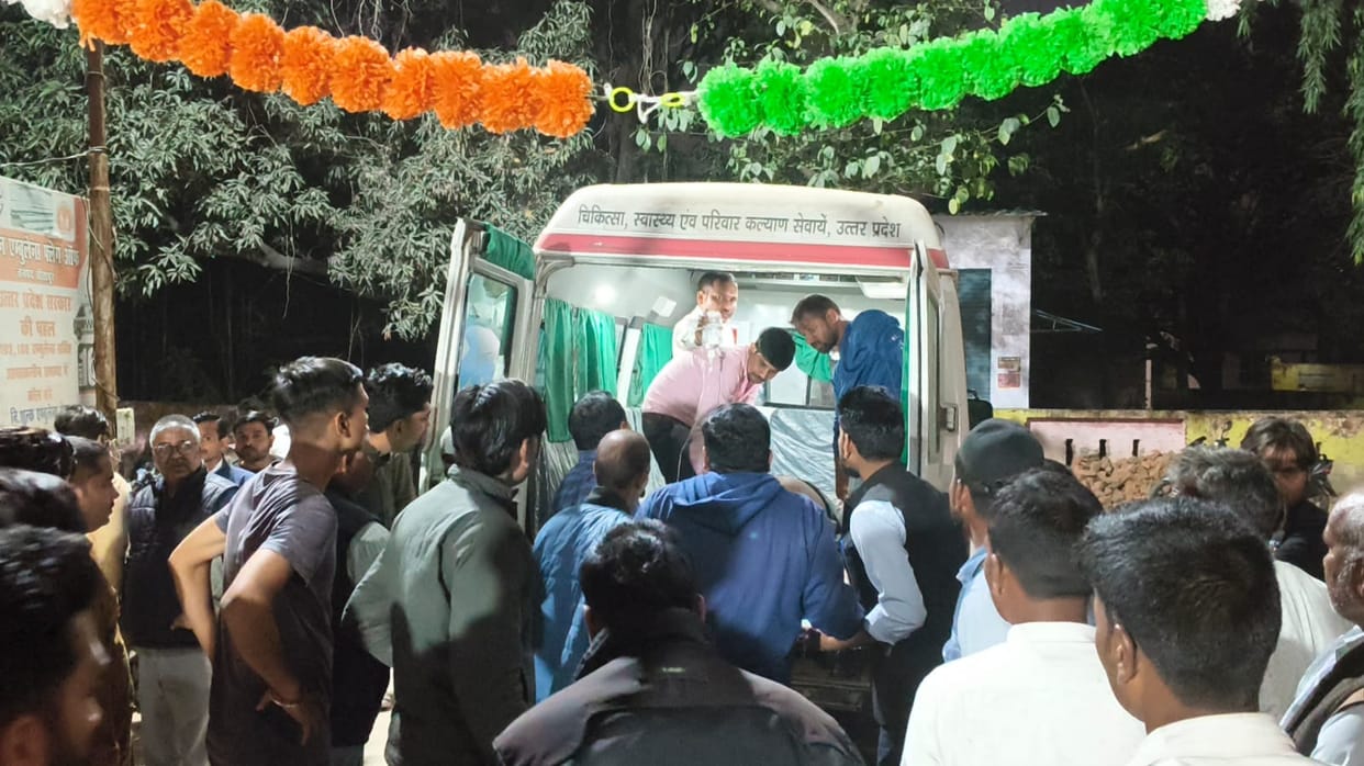 11 including uncle, nephew and farmer died in road accidents