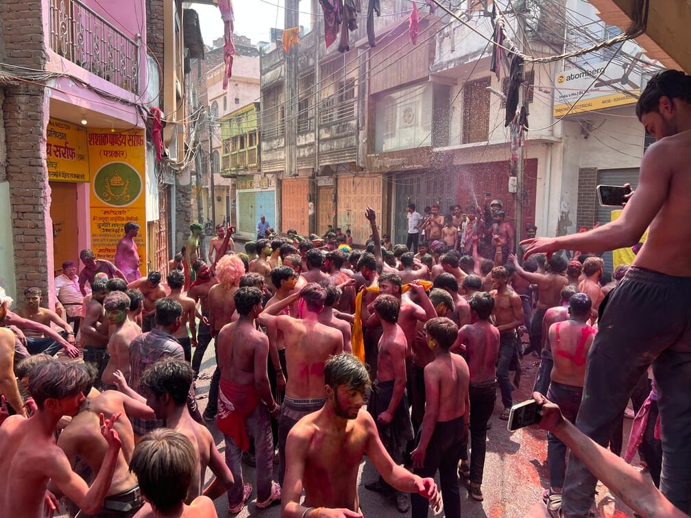 People immersed in the joy of colors, gulal and ruckus on Holi, Gujhiya added sweetness to relationships.