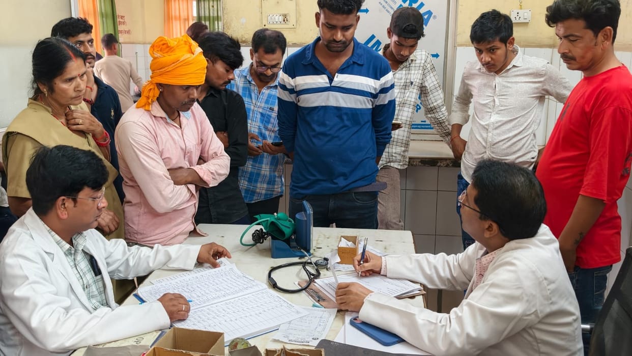 Health deteriorated after Holi, 170 patients reached emergency and 62 patients in trauma center.