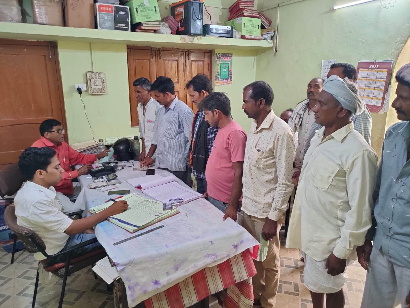 पंजीयन में जुटे किसान