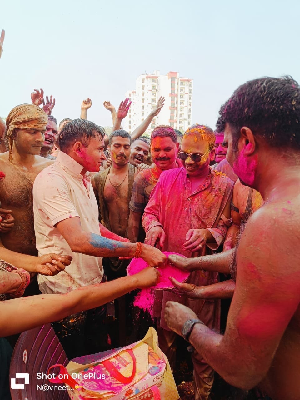 Holi was celebrated with great enthusiasm in the police line.