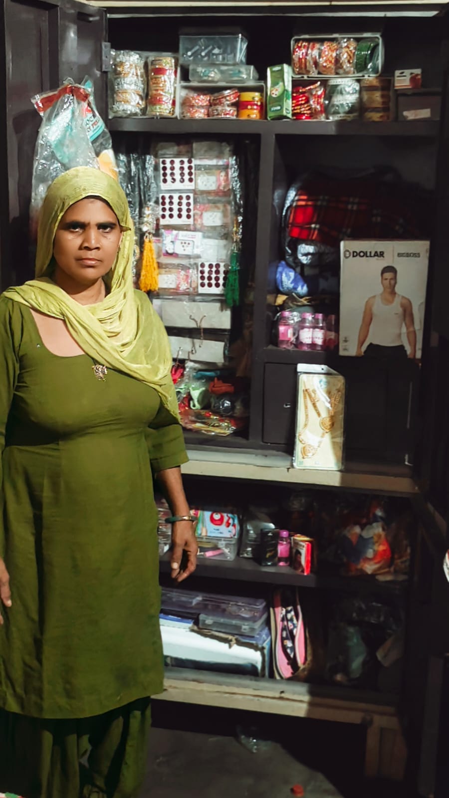 Saroj's self-reliance shone through hard work and courage, increasing the family's income from Maniyari's shop