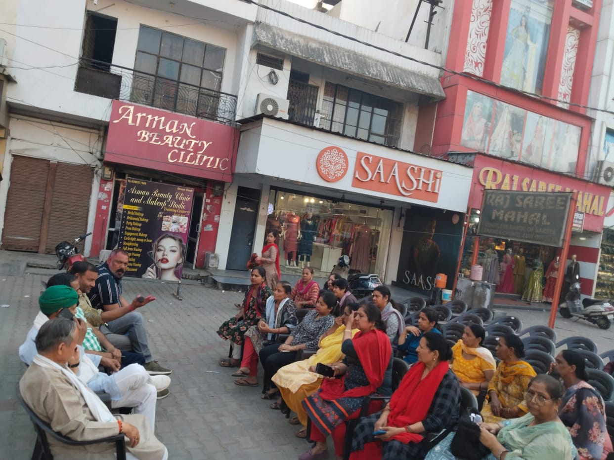 Traders in Central Market panic as discussions about acquiring 40 bulldozers heat up the atmosphere.