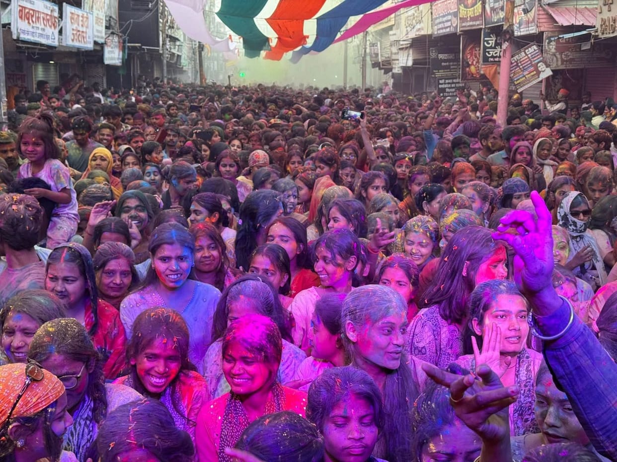 The city was drenched in colors, groups roamed the villages