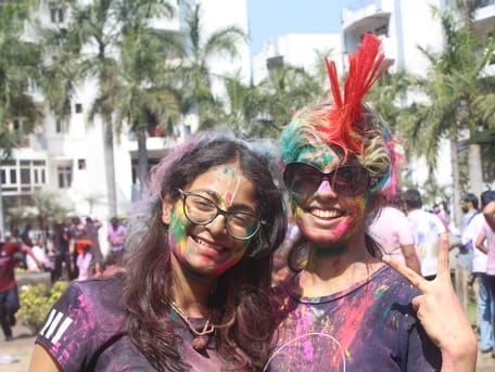 Rangotsav celebrated with devotion, colors and Phaag