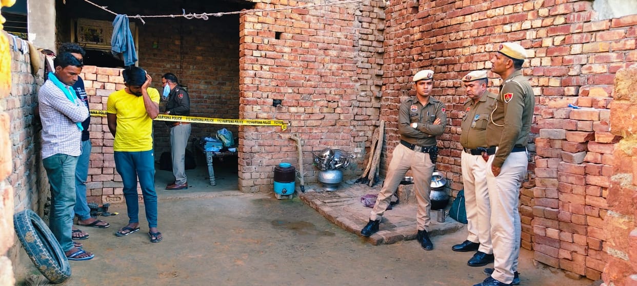 In Jandali Khurd, a drunken husband killed his sleeping wife by hitting her with an axe