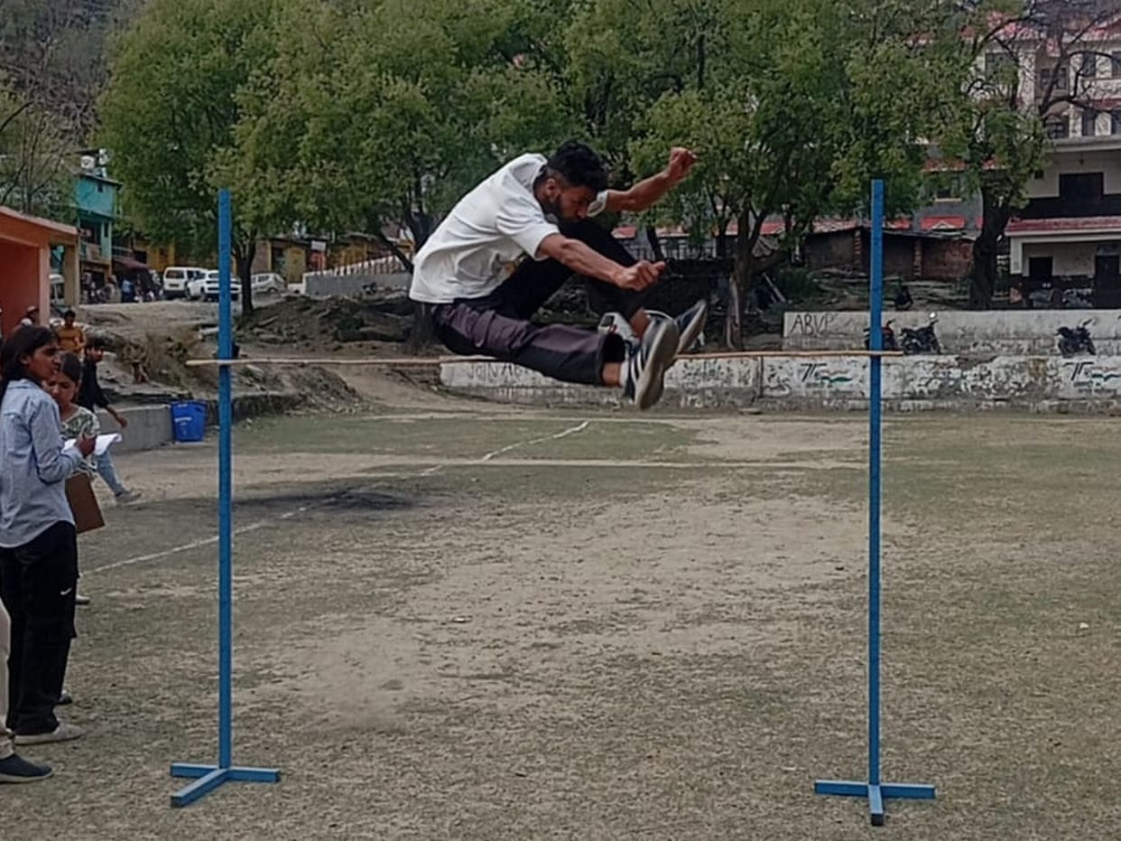 Sanjana and Himanyu won the Best Athlete title