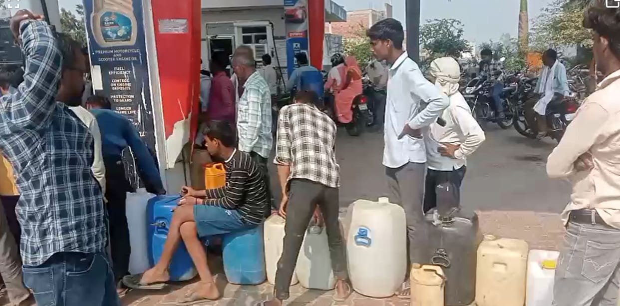 Crowds at petrol pumps, officials say there is plenty of stock