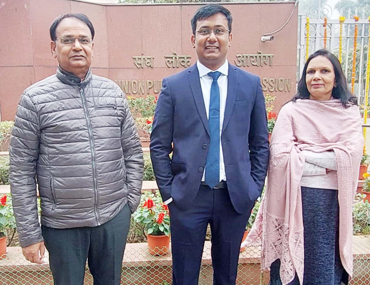 Dr. Yashwardhan Singh cracked the UPSC exam