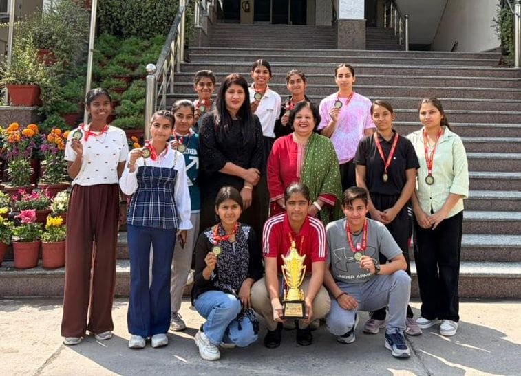 Students who secured third position in the handball championship were welcomed.