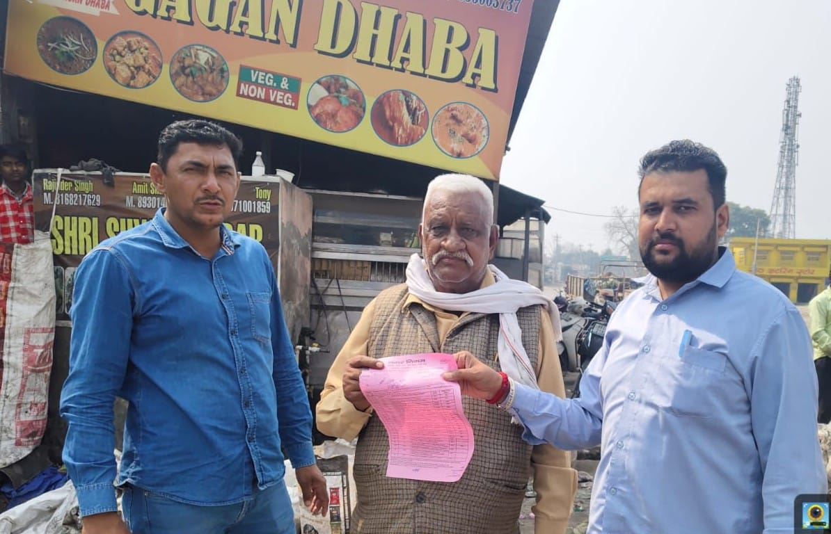 The corporation team issued challans to nine people for littering