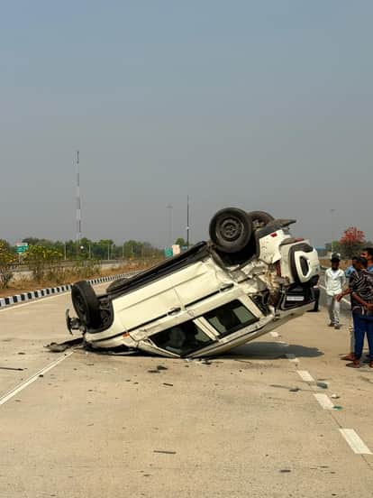 Businessman seriously injured in road accident vehicle overturned in the middle of the road passersby narrowl