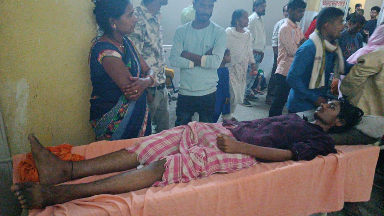 From OPD to emergency, there was a scramble for treatment, and patients appeared distressed.