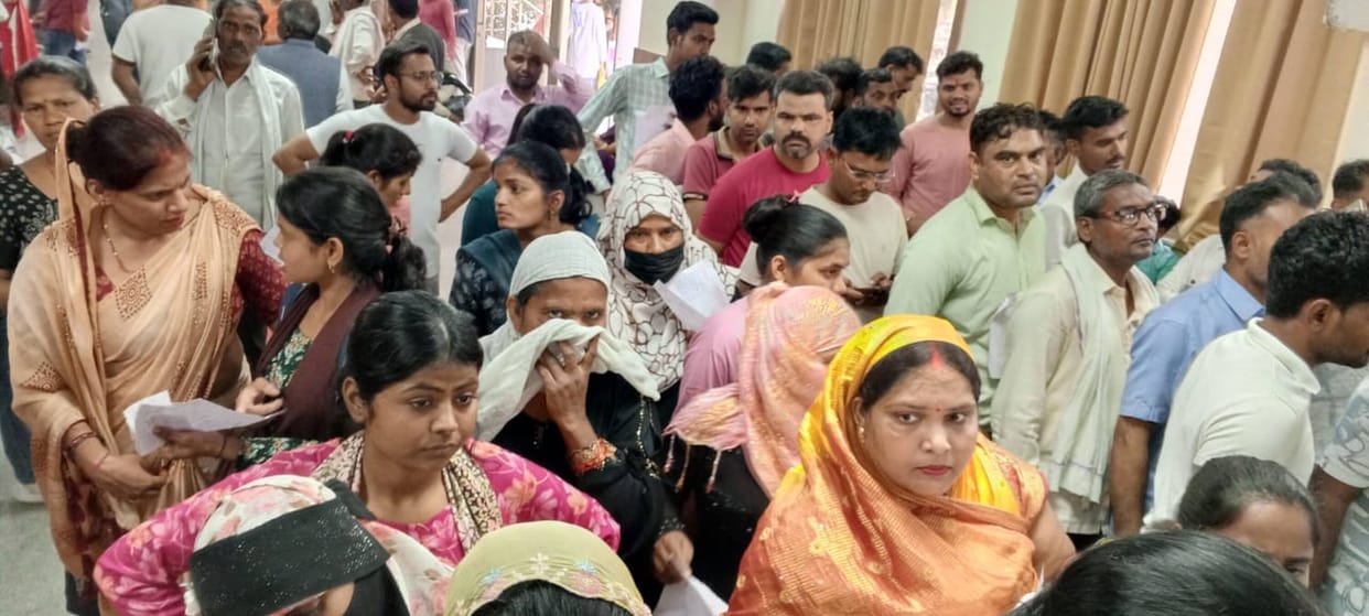 Long queues made patients sweat