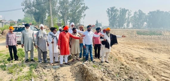 Accused of selling Johad soil, villagers protest
