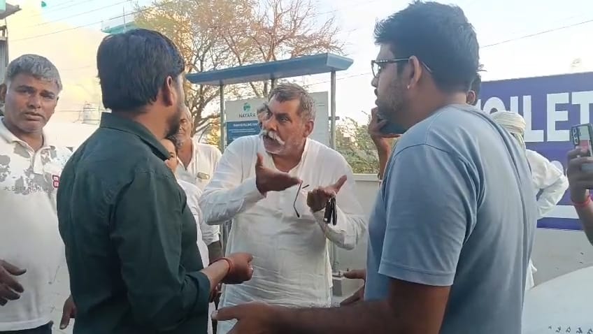 Farmers created ruckus at petrol pump after being given 6 litres less fuel