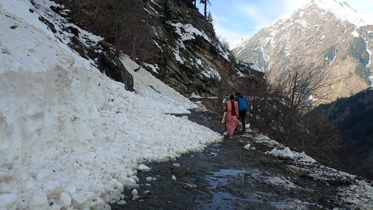 Due to the glacier, contact with Kilad was cut off from Kumar Panchayat.