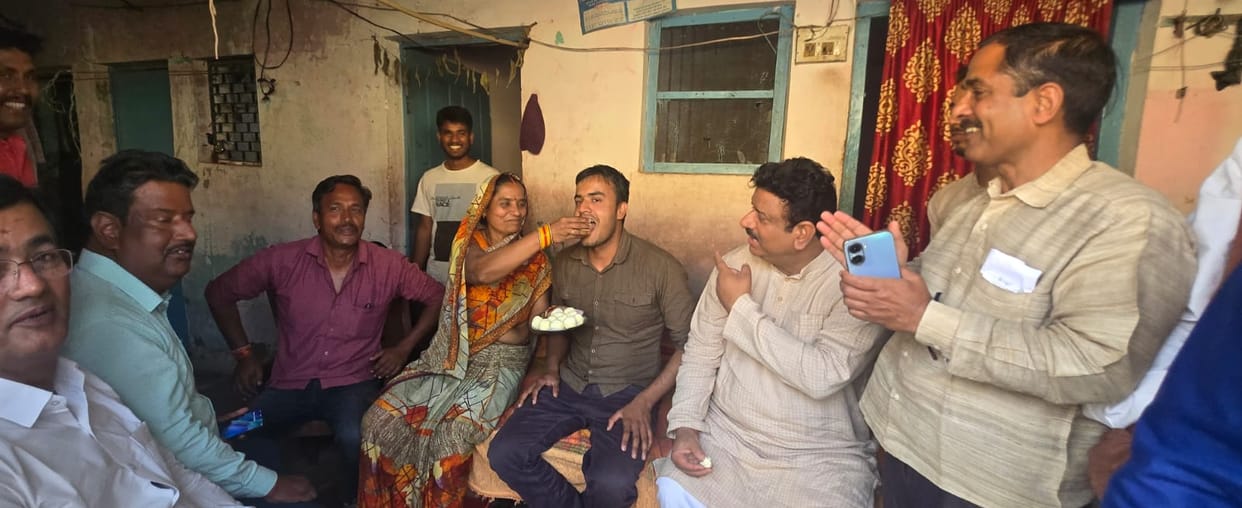 Tempo driver's son succeeds in second attempt
