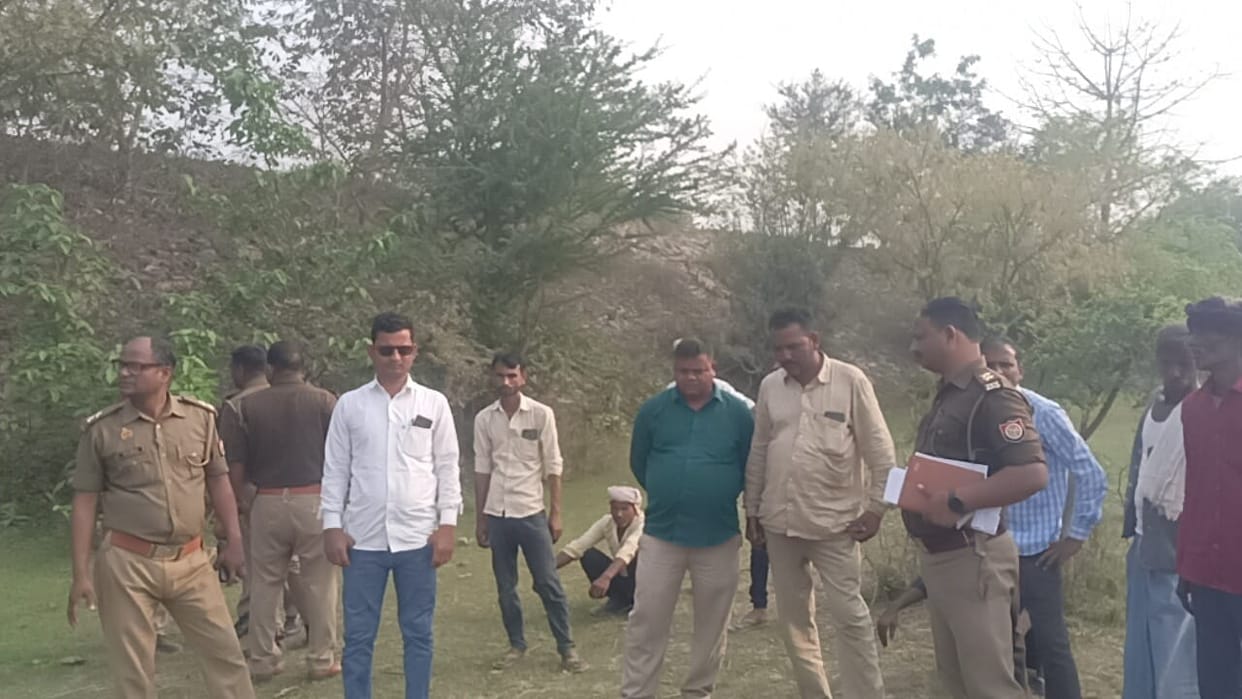 Dead body of a youth found floating in the river