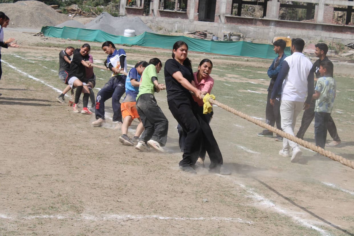 Kasturba Gandhi hostel students dominated the tug-of-war competition.
