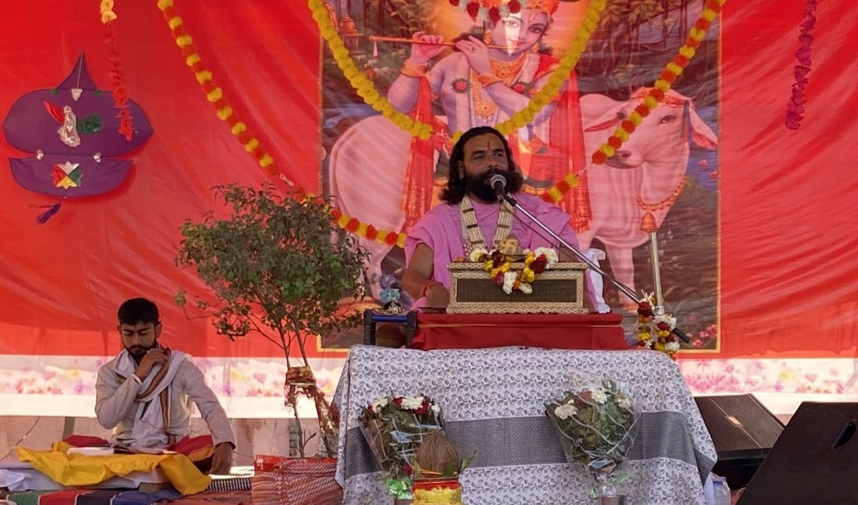 A touching description of the events of the Mahabharata is given in the Srimad Bhagwat Katha.