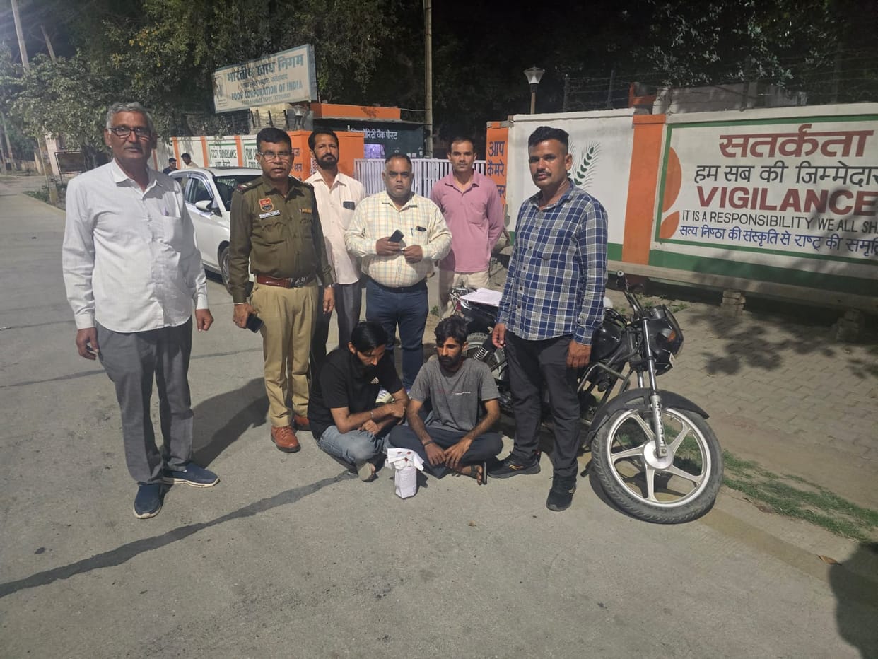 Two youths arrested for smuggling drugs