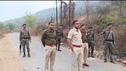 Jharkhand News: Encounter between police and criminals in Dhanbad; Prince Khan gang shooter arrested injured