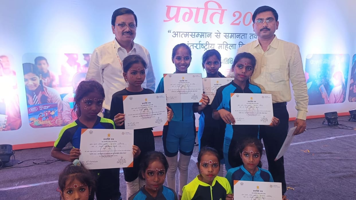 The yoga performance of the students was highly appreciated.