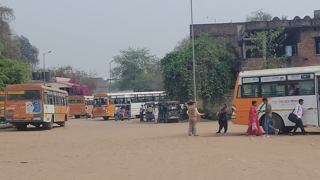 Over one lakh people travelled by roadways buses on Holi.